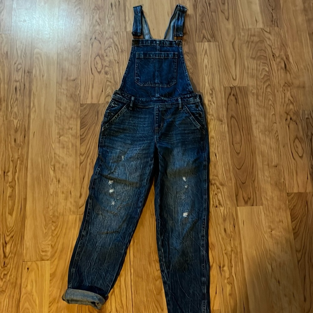 Super cute overalls